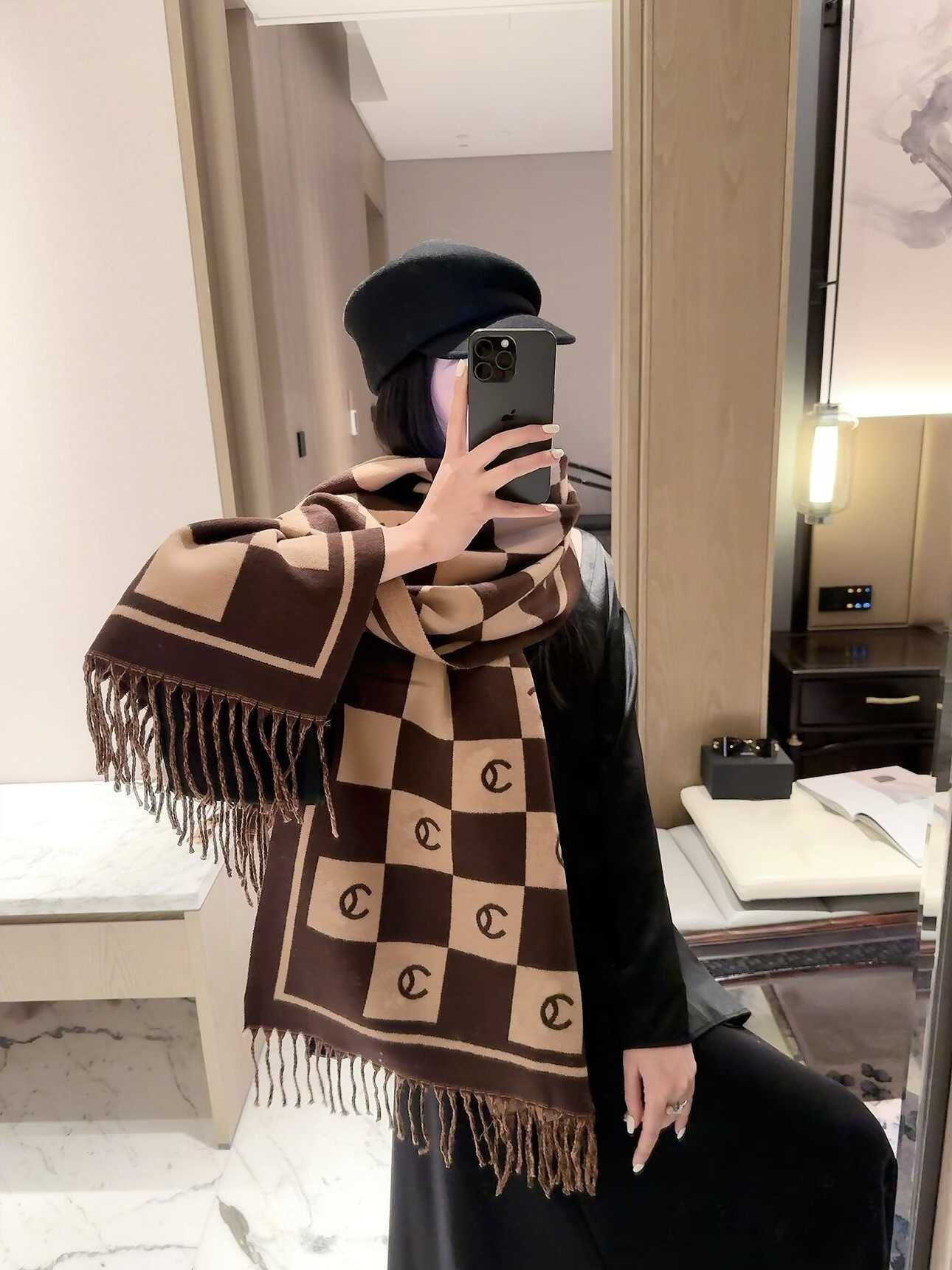 Plaid 2026 Women Man Scarf % Cashmere Scarves For Winter Warm Womens and mens Long Wraps Size 180x30cm Ao115624 S260917ZYGB