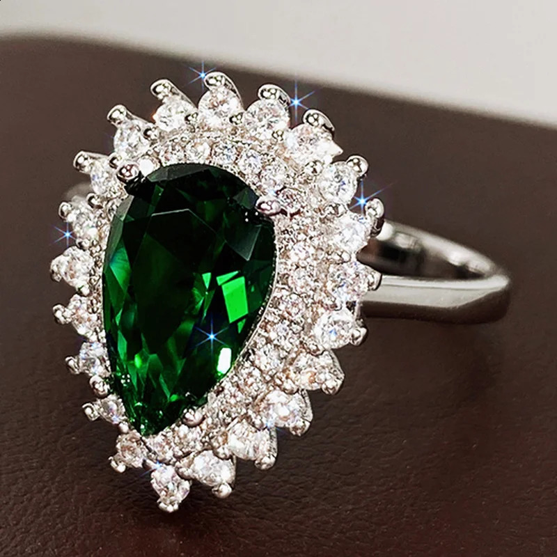 CAOSHI y Women's Finger Rings for Party Bright Green Pear-shaped Crystal Lady Vintage Style Accessories Gorgeous Gift 260909