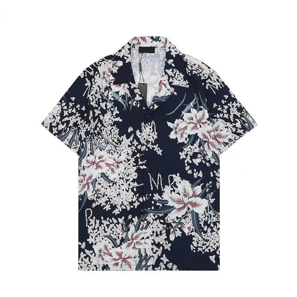 AM Shirt Designer Luxury Graphic Tee Luxury Vintage Amirishirr T Shirt Mens Solid Color Relaxing Fashion Amirim Short Sleeved Summer Trend Art Print