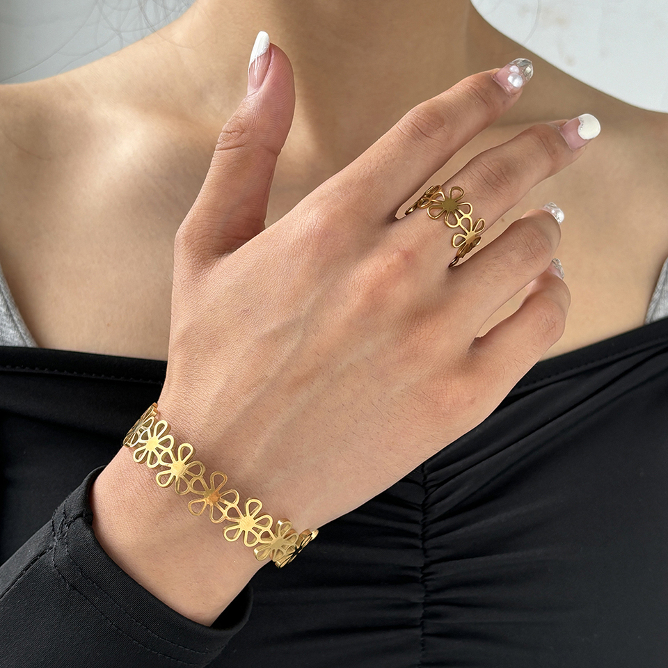 VITAJEW Stainless Steel Rings Set Hollow Flowers Unusual Retro Bracelet Ring For Women Jewelry Non Fading High Quality Gift New