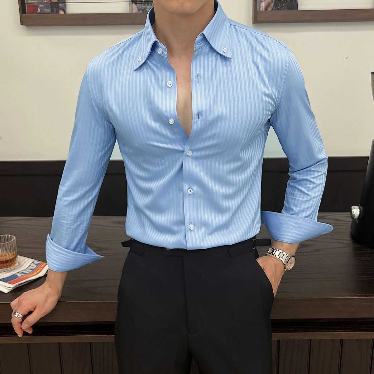 New Dark Striped Pointed Collar Shirt 2025 Men's Long Sved Business Slim Fit Casual Versatile Tailcoat Shirts Q260917