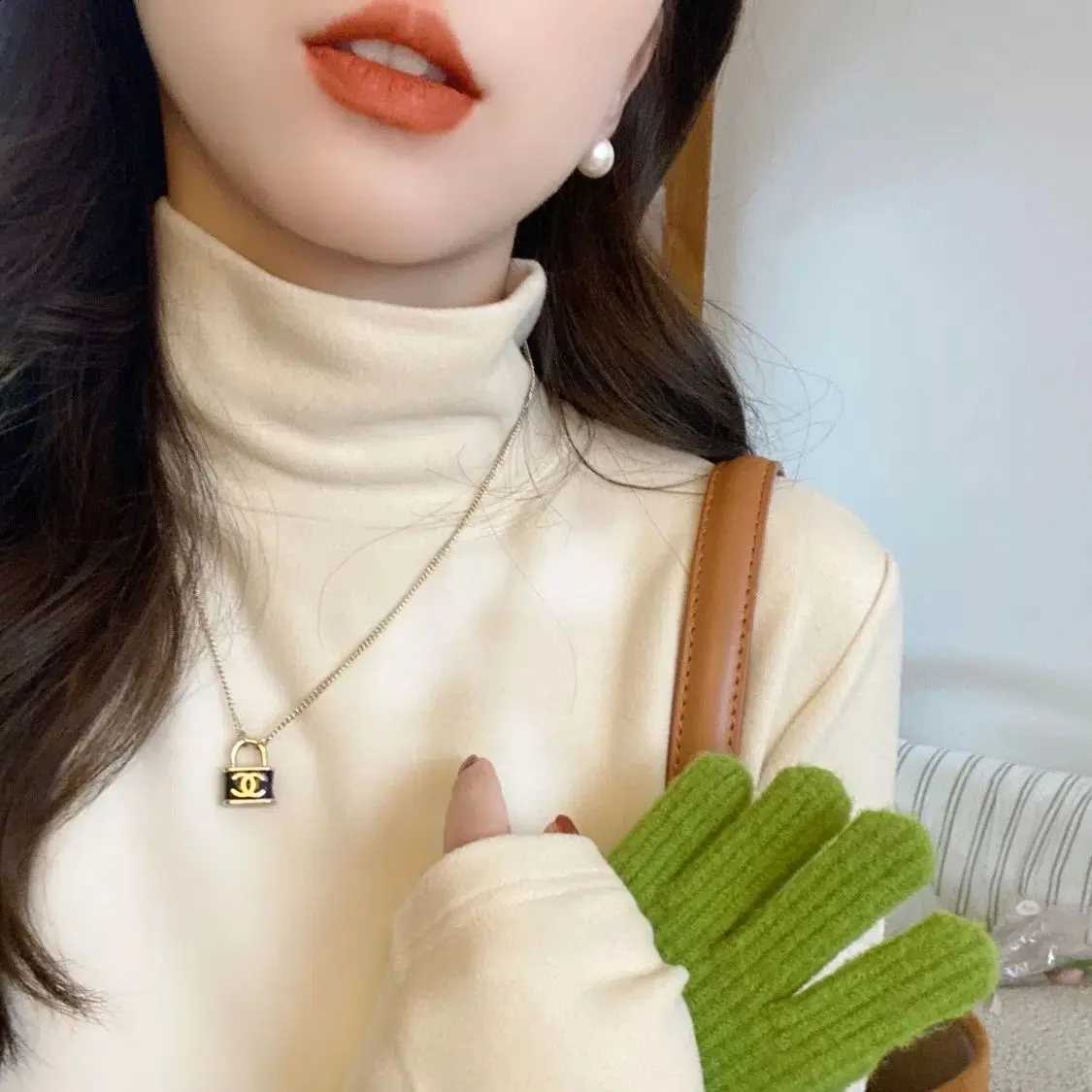 Autumn Winter Women's Base Shirt high neck Thermal Underwear T-shirt Women's Casual Top Velvet Clothes Thermal Women Clothes H260916