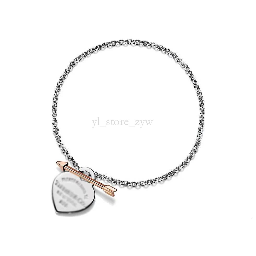 Tiffannyxlys bracelet designer Luxury Heart Charm Bracelet fashion Stainless Steel Thick Link Chain Link Chain Fine Bracelets for Women Fashion Jewe