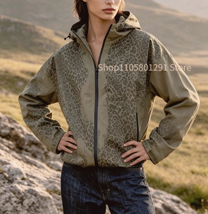 2026 Women WaterReactive ColorChanging Hooded Jacket Leopard Splicing Windbreaker Windproof Outdoor Sports Coat Casual 260916