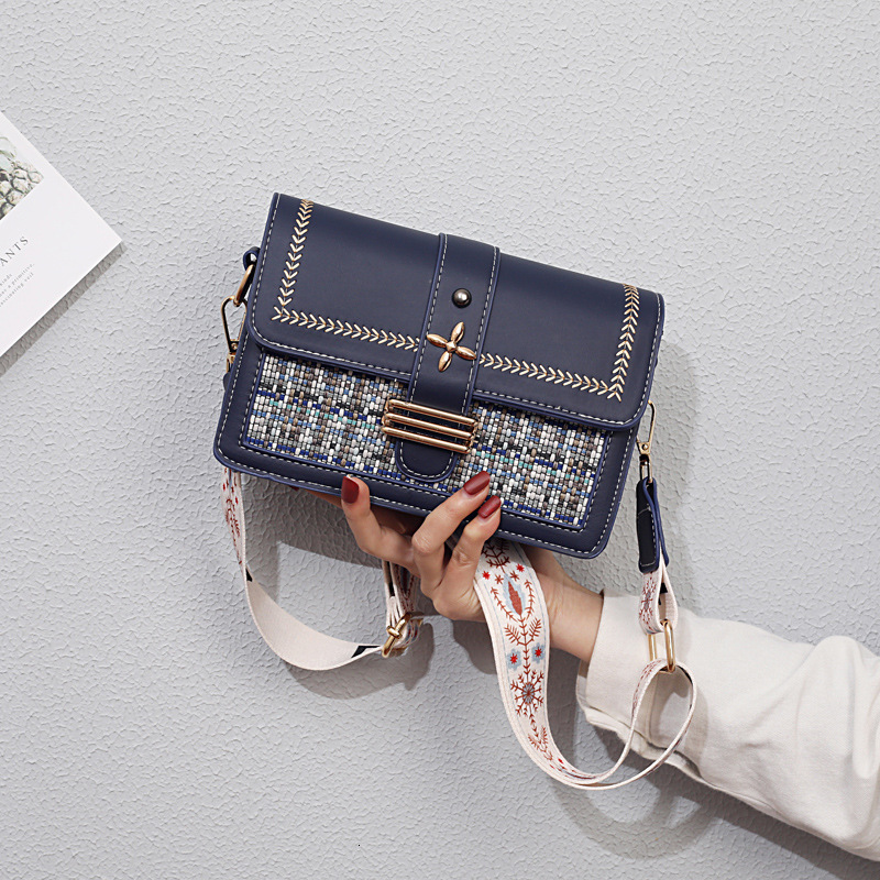 New Sweet And Stylish Spring/Summer Small Square Versatile Crossbody Trendy Shoulder Bag, Large Capacity TB BHULAMTE