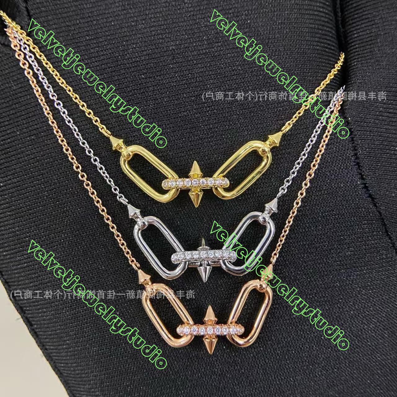 Designer Womens Mens Jewelry Necklace Jewelry T-Brand Bullet-Shaped Single-Row Necklace Women's Rivet Triple-Ring Diamond Necklace