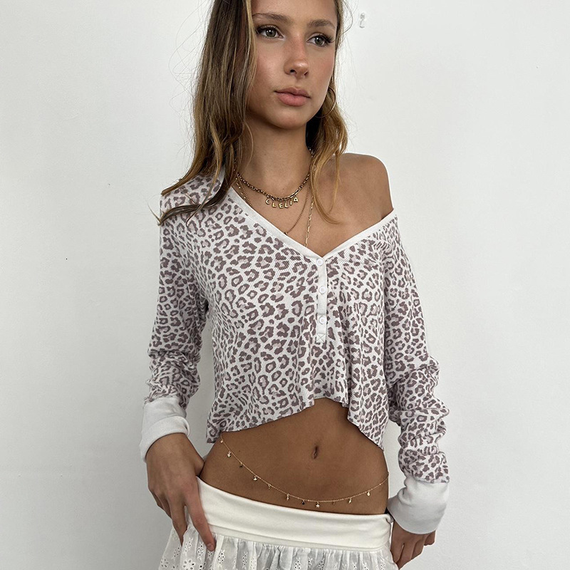 Cross-border women's fashion: new leopard print patchwork, sexy button-down, loose-fitting top, V-neck cardigan, casual long-sleeve T-shirt 3a