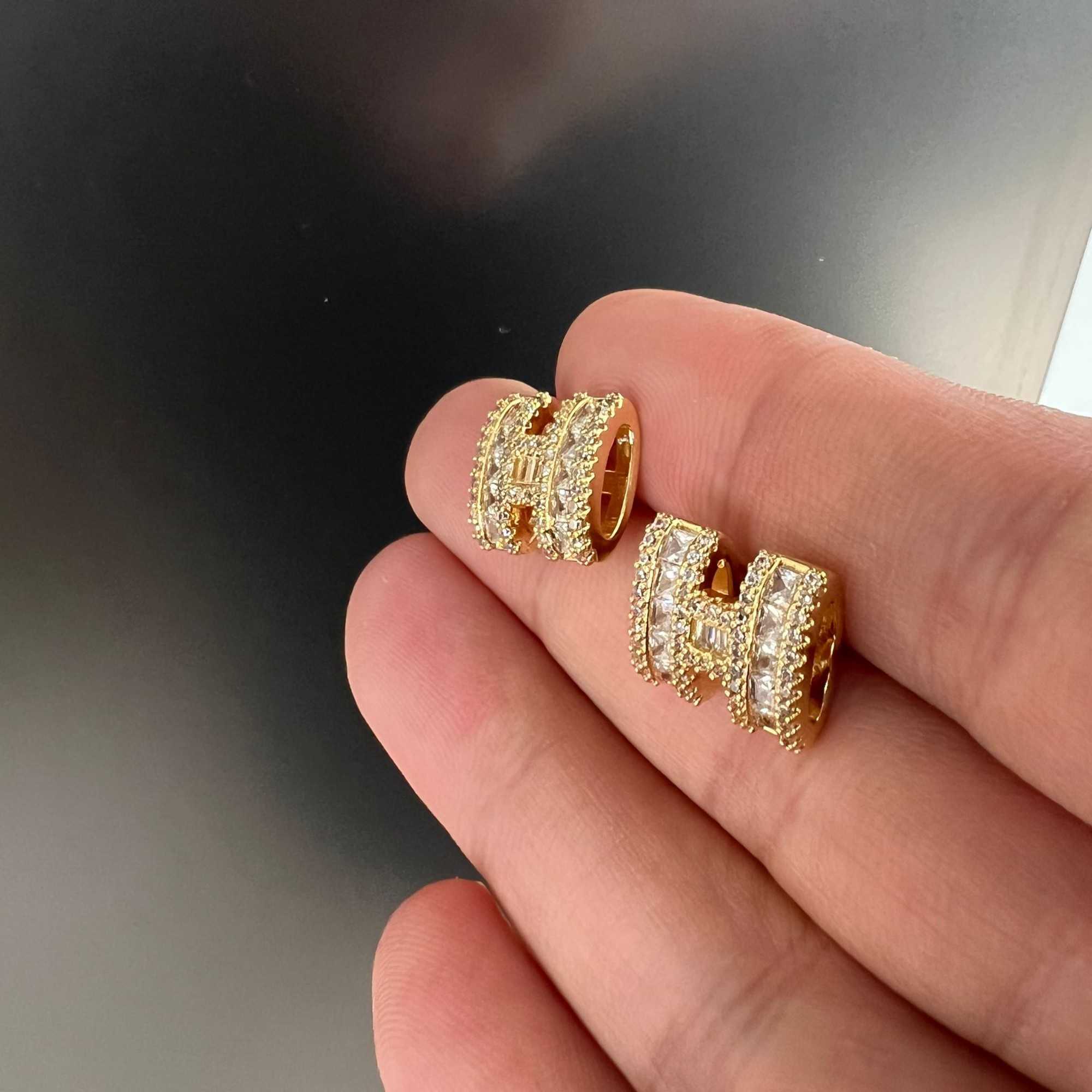 diamond Full micro inlay H stud Women girls 18K gold silver 316L stainless steel Earrings Studs Top Quty Engagement wedding Earring For Lady S260917