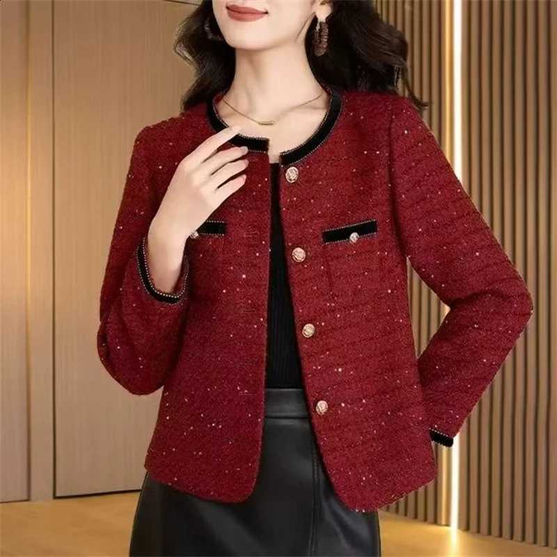 Autumn New Spring Coat Middle-Aged Elderly Mothers Casual Outerwear Tops Short Lapel Plaid Suit Jacket Casaco Feminino C260917