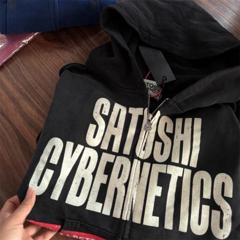 Red Crack Square Letter Slogan Black Washed Zipper Hoodie Oversize SATOSHI Jacket Vintage Men Women Hiphop Street Outfit 260917