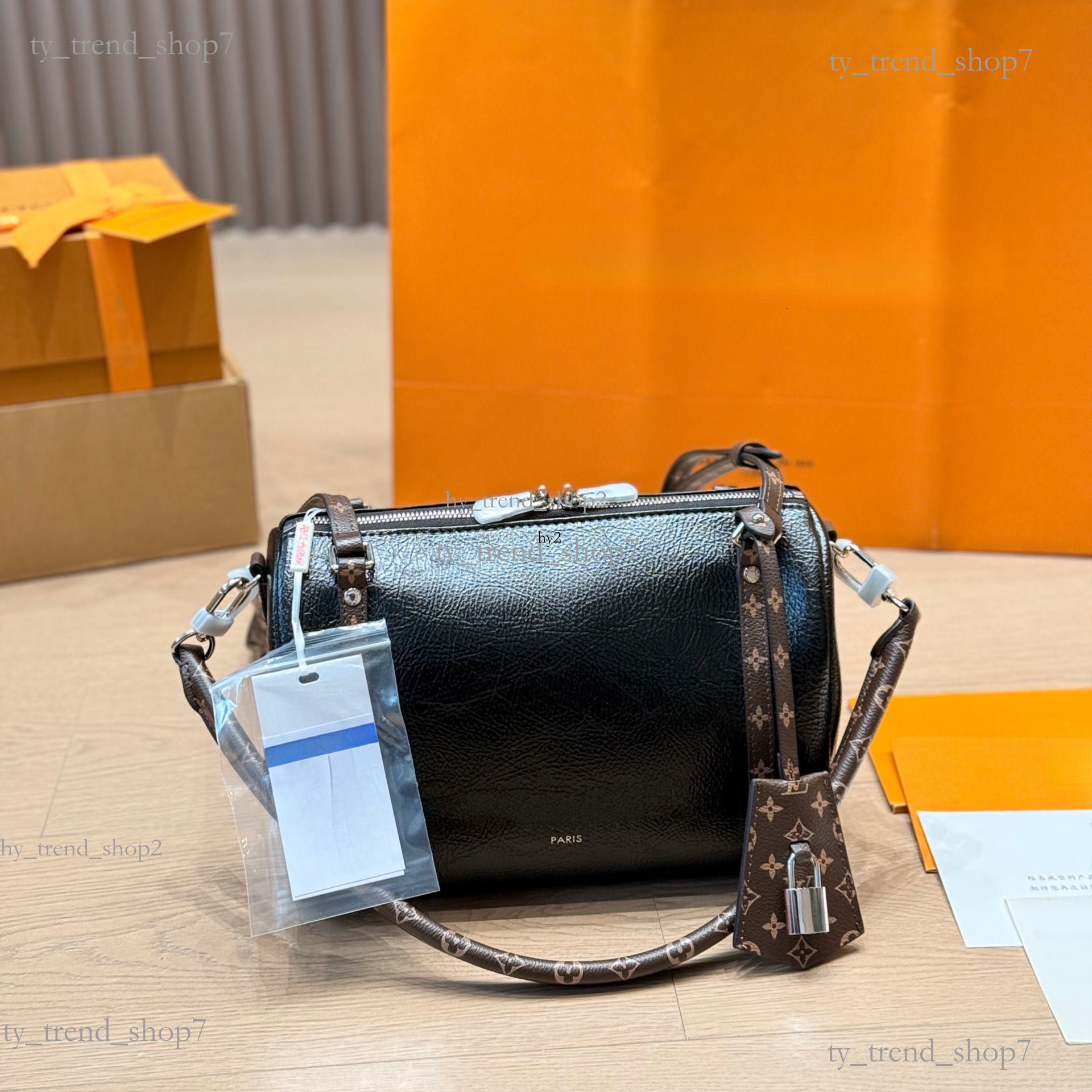high quality Handbag Express Bag Classic Old Flowers Capacity leather Express Bag Bag Crossbody Shoulder bag monogram bag Wallet Bags 796