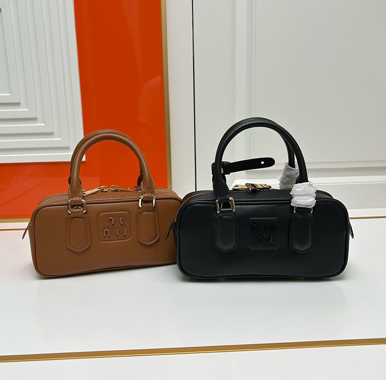 5A designer women Handbag 6085 luxury designer bag genuine Bowling Small Bag zipper bag business 22cm classic fashion bag shopping large capacity ar
