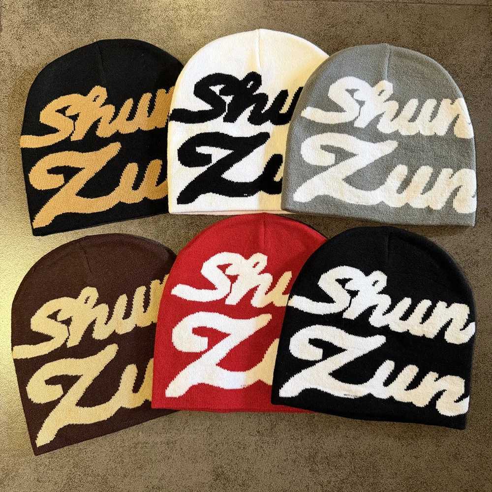 High Quality Fashion Streetwear Retro Graffiti Graphic Print Skullcap 100%Cotton Knitting Casual Hat Keep Warm Beanie Men WomenT260916