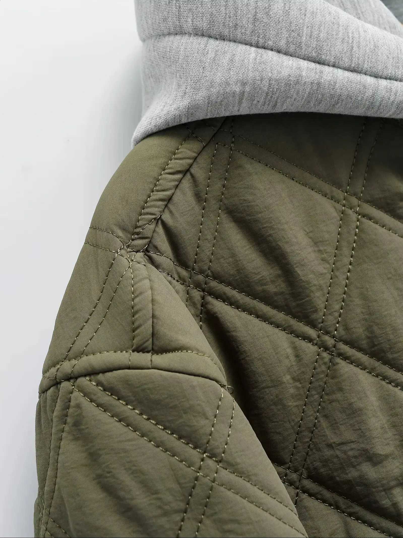 Casual 2026 Women's Autumn Winter Hooded Solid Padded Bomber Coats Female Basic Quilted Loose Army Green Parkas Baseball Jackets H2609171