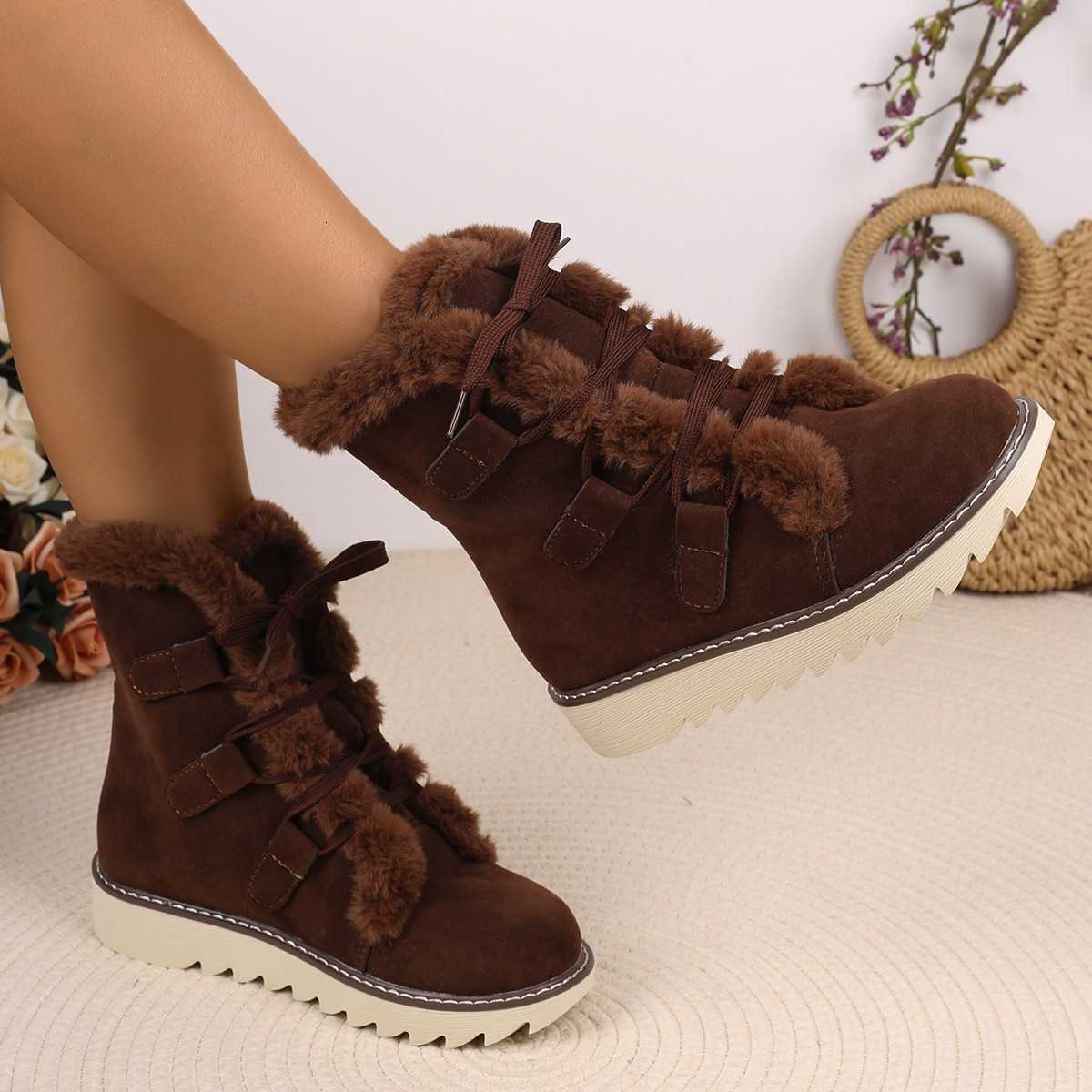 Boots Women's Snow Large Size 2025 Autumn Winter New Plush Thicken Lace Up Cotton Boots Comfortable Outdoor Non Slip Warm Shoes D260917