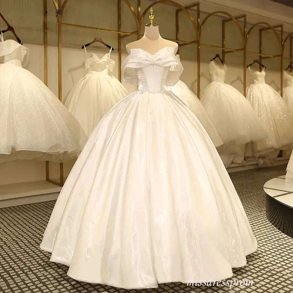 Wedding Dresses White Bridal Gowns A Line Beaded Zipper New Custom Plus Size Lace Up Ivory Sweetheart Off Shoulder Satin Pearls