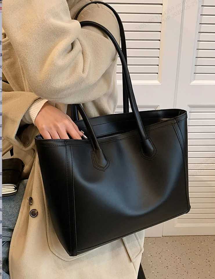 2026 new women's tote bag large capacity fashionable versatile shoulder bag Korean version pure color business bag H260916
