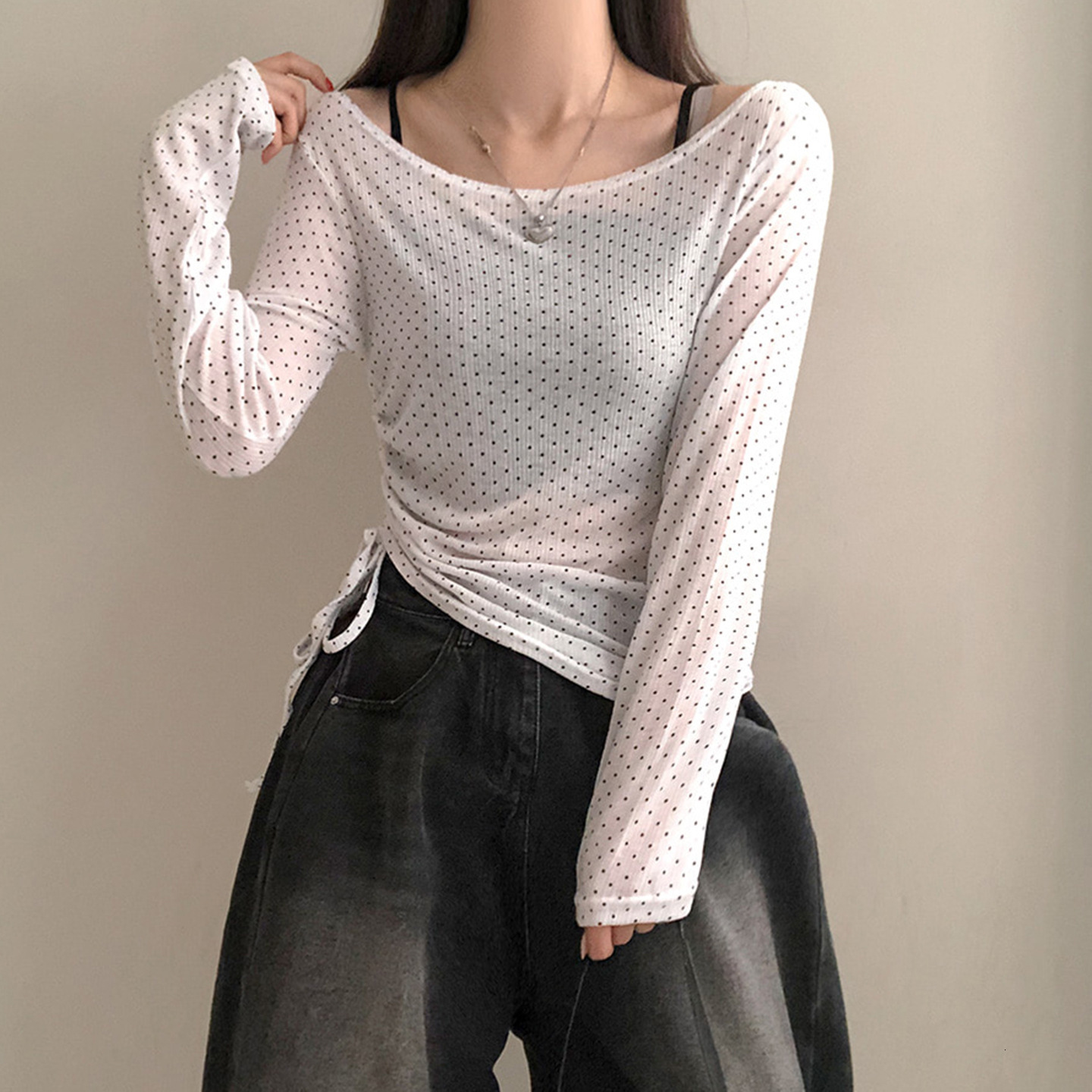 Korean-style casual polka dot drawstring ruffled one-shoulder long-sleeve T-shirt for women, slim fit, sun-protective cover-up 6c