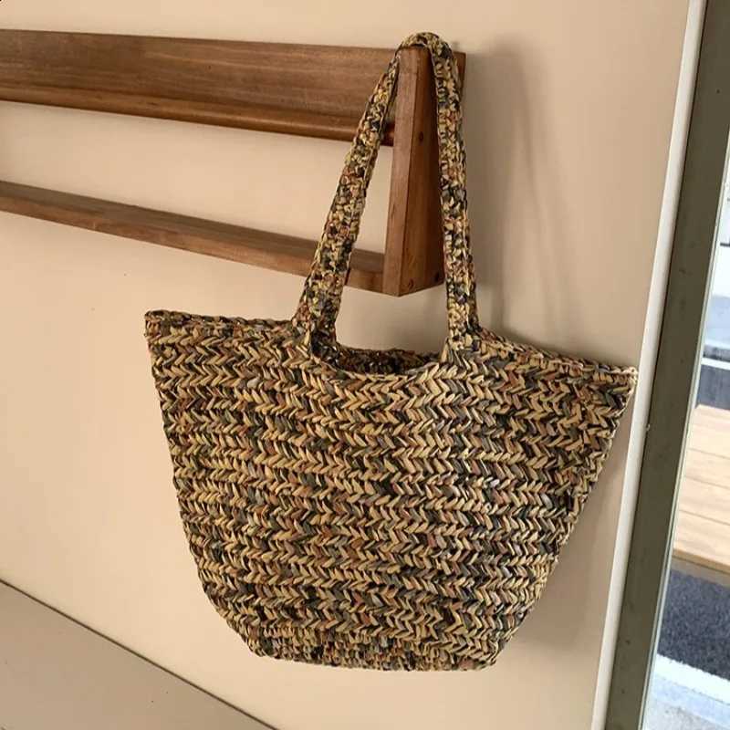 Fashion Handwoven Holiday Beach Bag Large Capacity Bohemian Casual Travel Tote Bag Summer New Handmade PP Grass Wove H260916