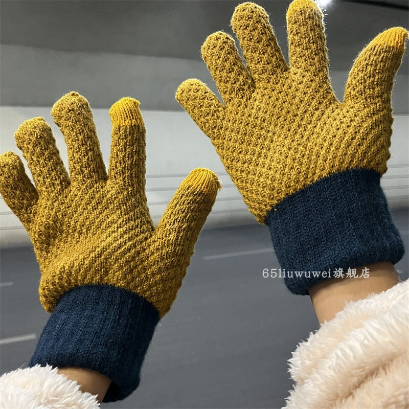 Thickened, warm, insulated gloves men, suitable cycling students, designed winter use, with Japanese-style, solid color, and touchscreen compatibili