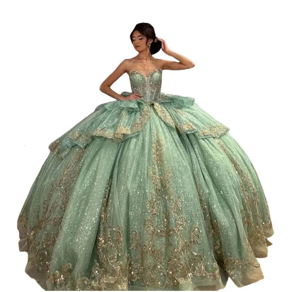 2026 Sparkly Sage Green Quinceanera Dresses Sexy Ball Gown Sweetheart Gold Sequined Lace Appliques Crystal Beads Sweet 16 Party Prom Evening Gowns B