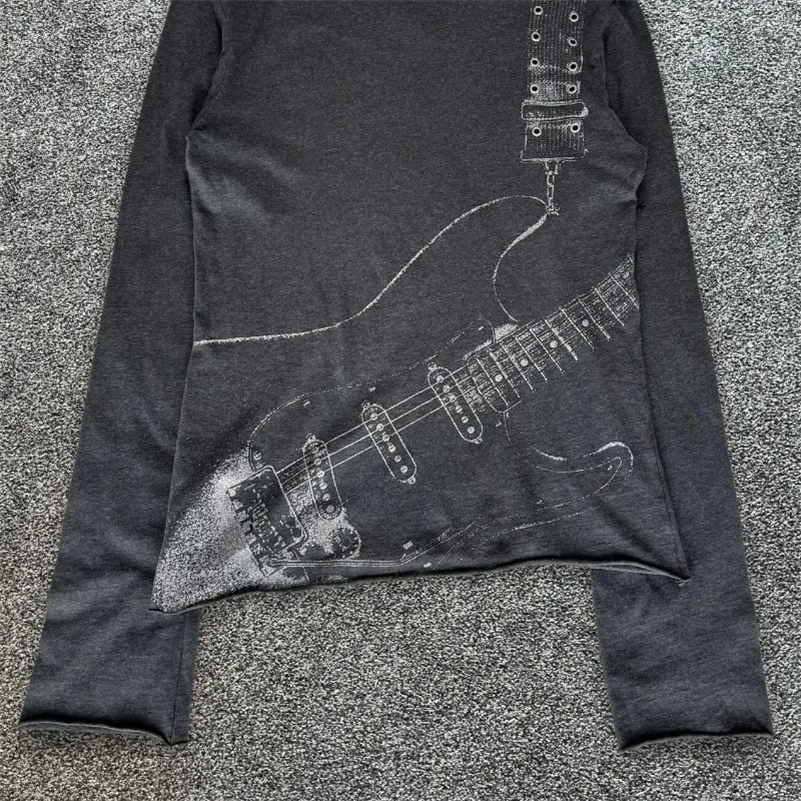 Retro American Y2K Guitar Printed Casual Rivet Elements Long Sleeve Men T-Shirt Hip-Hop Harajuku Men and Women Tops 260916ww