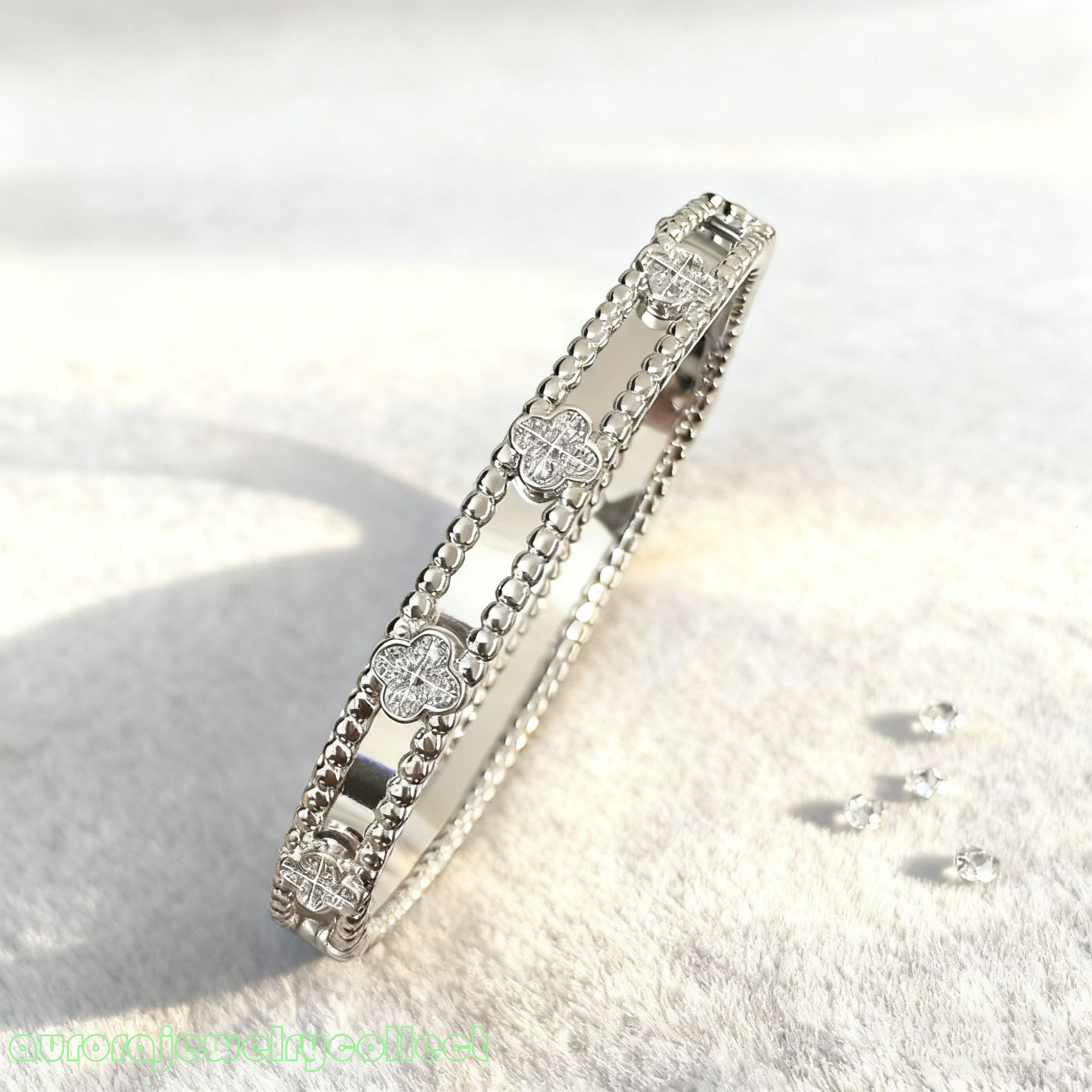 Narrow Kaleidoscope Bracelet Four-Leaf Clover Design Gold-Plated For Couples Wholesale