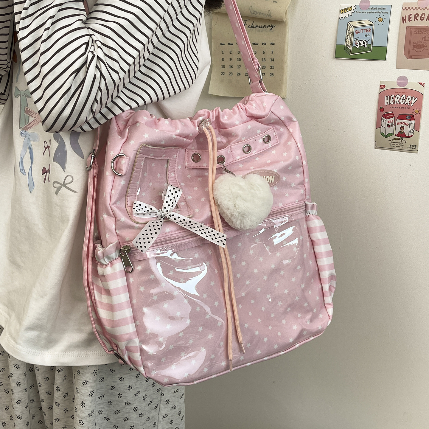 Lightweight crossbody going out, fashionable ins-style female students, large-capacity bag for junior and high school, new model with scarf