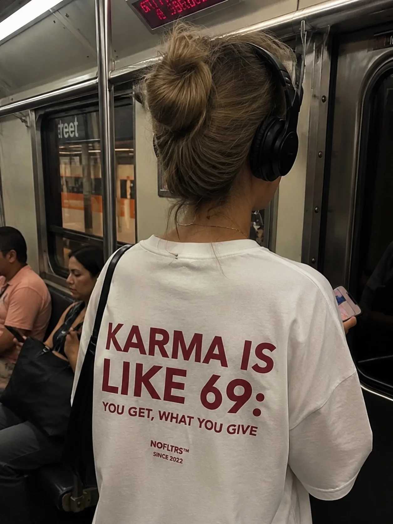 Funny Slogan Karma Is Like 69 Print T Shirt Women Oversized Back Letter Graphic Tees Casual Loose Short Sleeve Streetwear Tops X260916