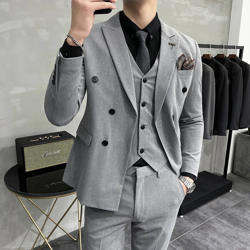 Completo da uomo in 3 pezzi doppiopetto slim fit tinta unita business casual giacca da festa di nozze gilet pantaloni abito formale maschile y260917