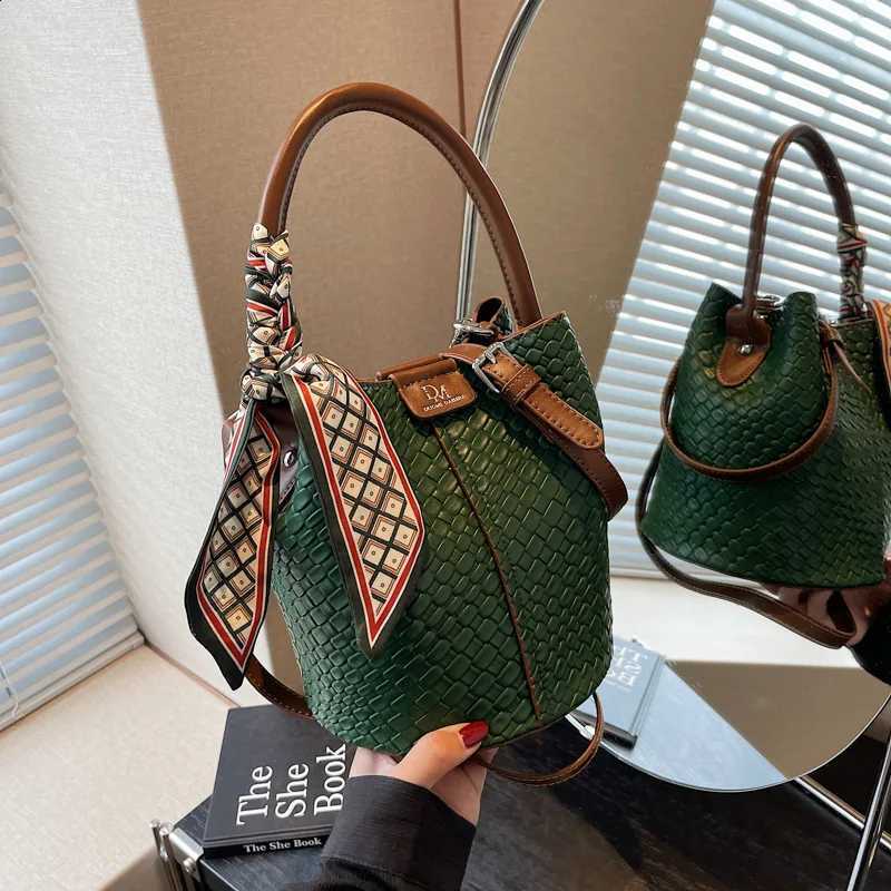 Woven Bucket Tote Bags for Women Elegant Silk Scarf Decor Top Handle Handbag Purse Versatile PU Leather Shoulder Crossbody Bag H260916