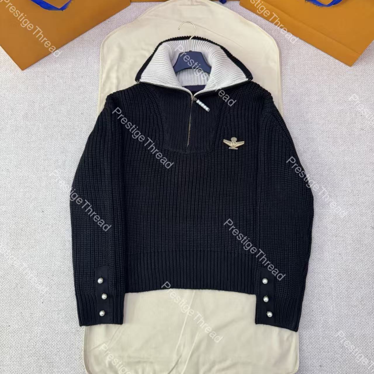 Designer High-Quality Men's Sweaters with Pearl Turn-Down Collar, Pilot Jacket, Unisex for Fall and Winter, Fashionable European and American S