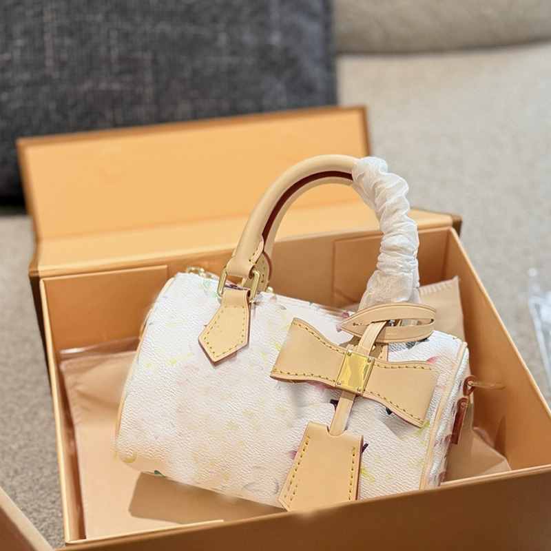 White colorful printed designer mini crossbody purses Multicolor Vintage high quality bow adorable cute 16cm small shoulder bags daily causal tote m
