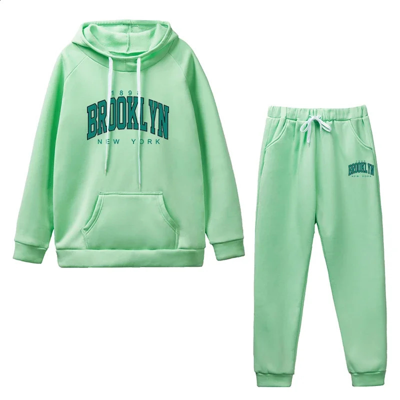 Women's Autumn Winter Casual Sports Jogging Suits Green Brooklyn Printed Hoodies and Sweatpants Urban Fashion Warm Outfits 260917