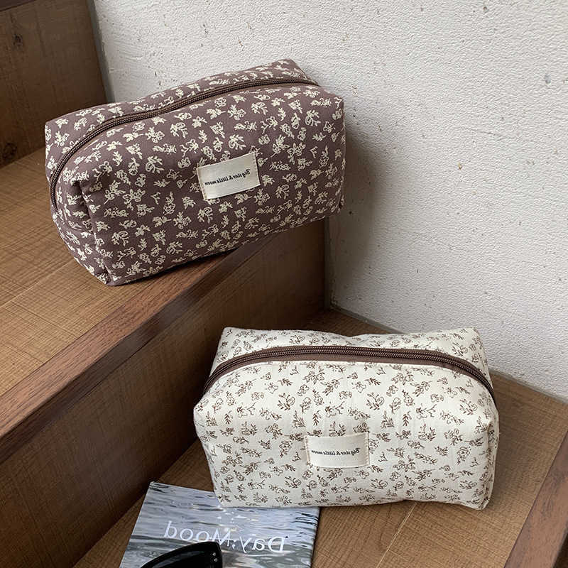 Makeup Women's Floral Bag Large Capacity Tote Organizer Pouch French Style Vintage Cosmetic Carry Case for Toiletries TravelT260917