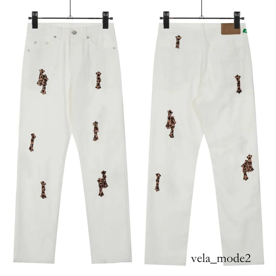 Chrome Jeans Designer Contemporary Style Baggy Mens High Quality Classic Hip Hop Cotton Casual Comfortable And Breathable Daily Wear Brand Heartz Pa