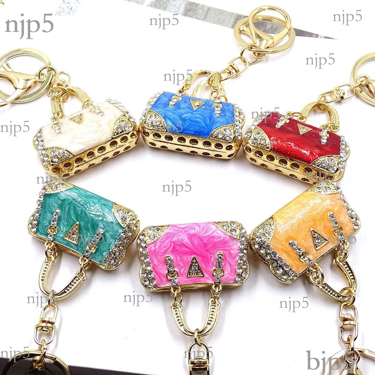 Luxury Brand Designer New Jewelry Bag Pendant Eco-Friendly Alloy Inlaid With Diamonds Colorful Enamel Cloud Pattern Craft Gift Car Keychain