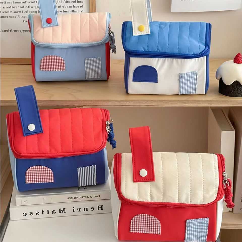 Dopamine YT Cute Large Capacity Portable High-Value Travel Toiletry Storage Bag House Makeup BagT260917
