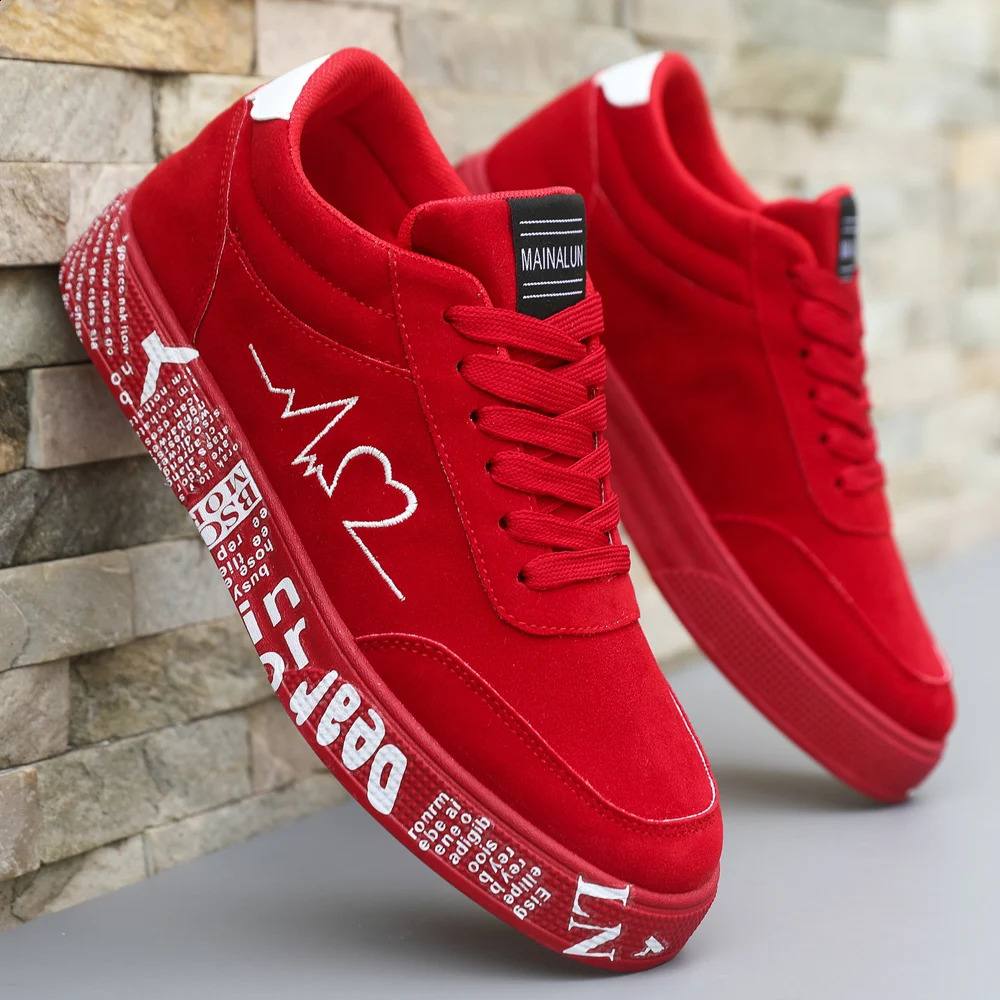 Mens lightweight casual sneakers Everyday outdoor running and skate shoes for men Colors black red Sizes 39 to 48 260917