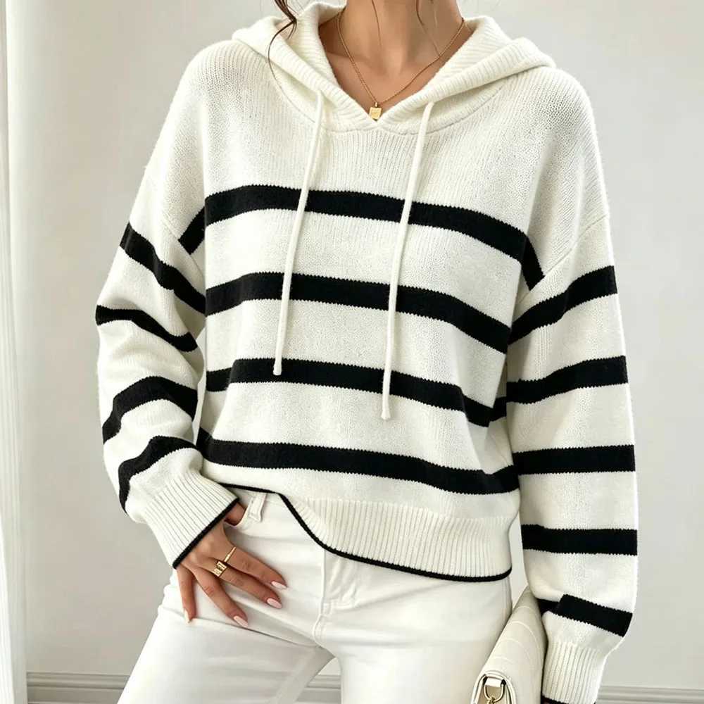 Color Blocked Striped Hooded Sweater for Women Loose Versatile Lazy Style Long Slve Soft Knitwear Trend Casual Pullover Tops S260917ZHFW