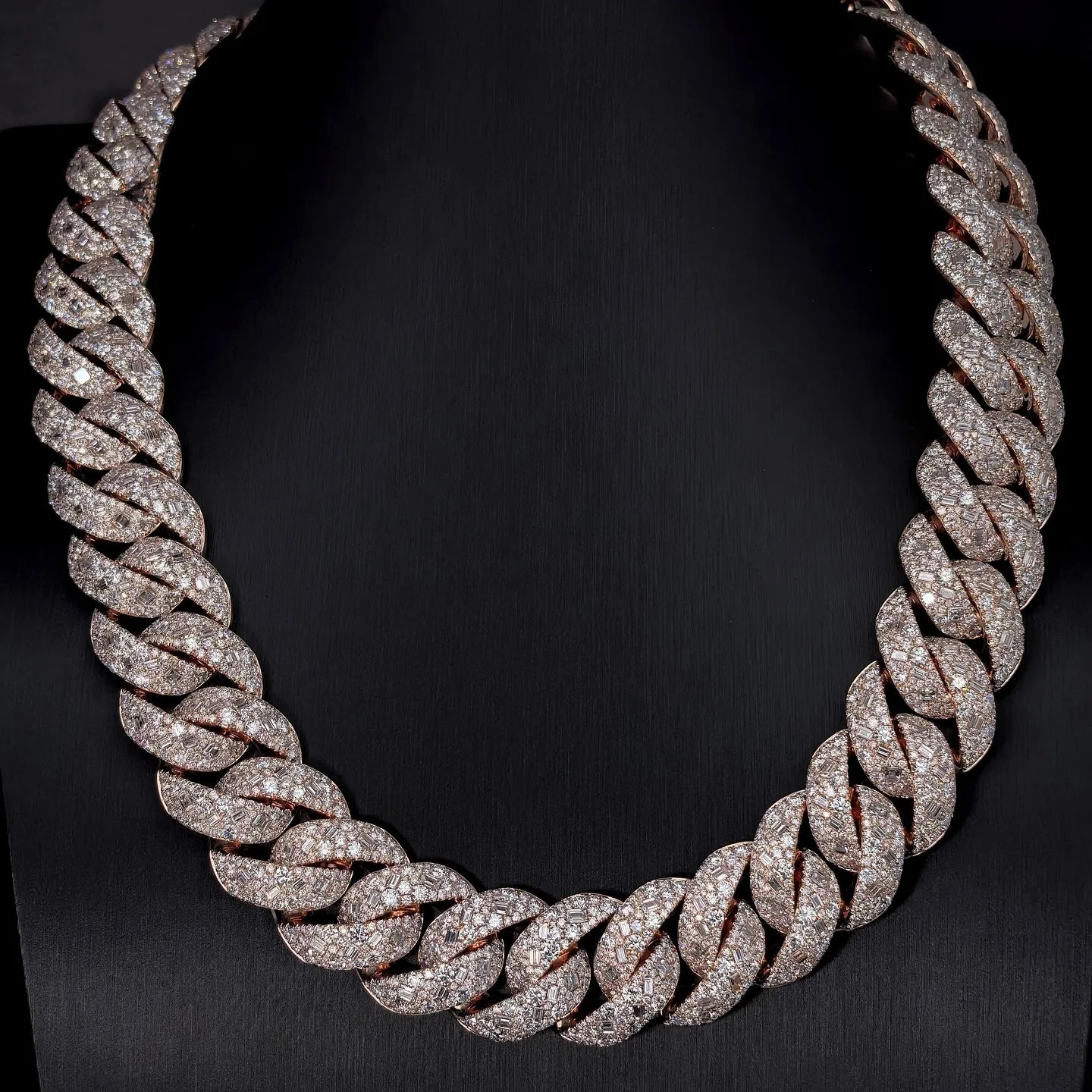 Various Cut Luxury Jewelry Miami Necklace 22mm Hip Hop Style 925 Silver Moissanite Cuban Link Chain