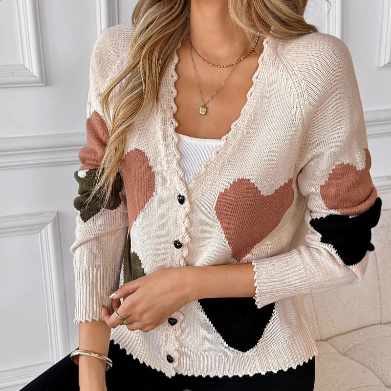 Sweet Cute Style Knitted Sweater Coat Autumn Winter Heart Pattern Long Sleeve Cardigan for Women Loose Comfort V-Neck Tops 260917