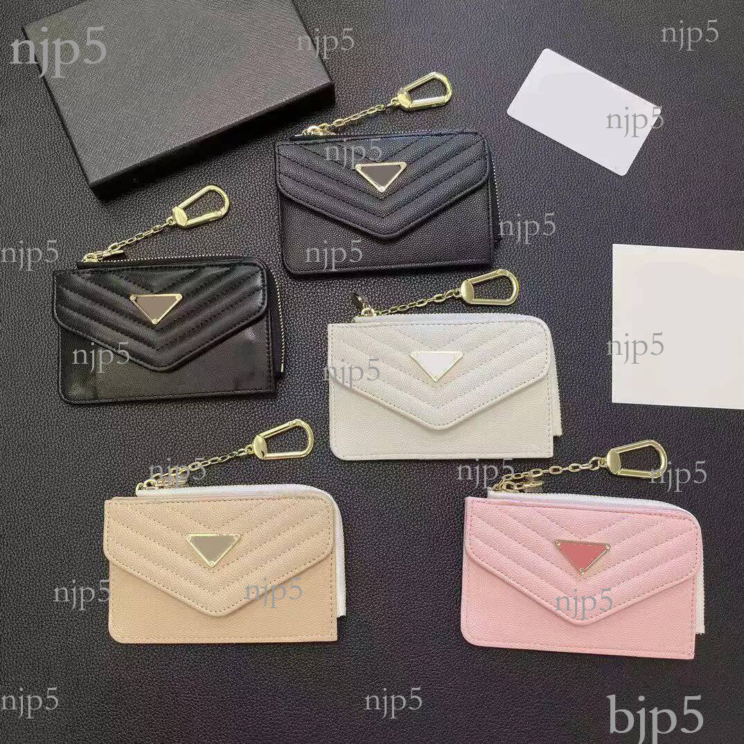 Keychain luxury designer wallet Classic brand high quality 100 travel essential men's women's keychain car Nice 27