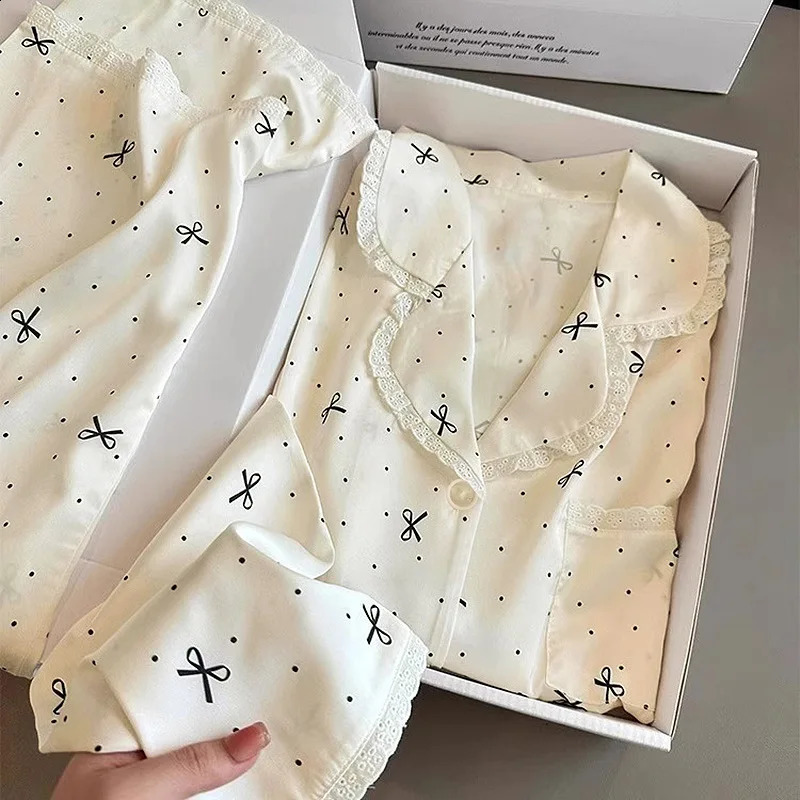 French-Inspired Chic High-Fashion Aesthetic Instagram-Worthy Bow-Adorned Ice-Silk Lace-Trimmed Long-Sleeved Trouser Pyjamas 260916
