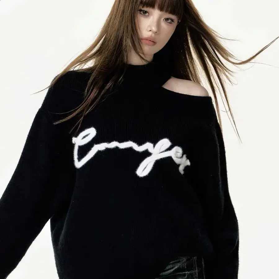 2024 Autumn/Winter Sweater New American Retro Off Shoulder Loose Lazy Sweater Knitted Top for Women High Street Punk Pullover X260916