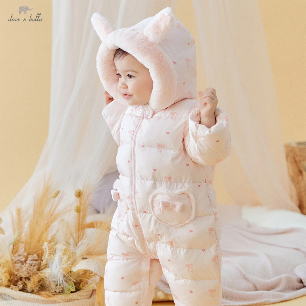 Dave Bella Baby Jumpsuit Winter born Velvet Creeper Girls White Duck Down Romper Outerwear Children Hooded Clothing DB4254615 260915