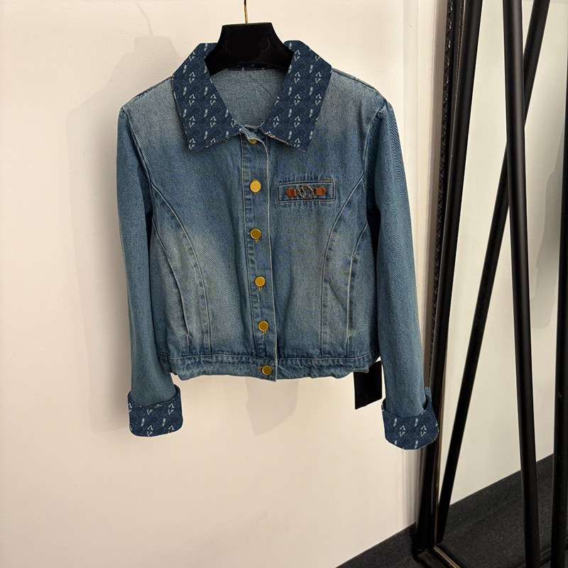 Cropped Denim Jacket For Women Gold Buttons Slim Fitted Short Jean Outerwear Autumn Winter Streetwear Y2K Vintage Washed Coats