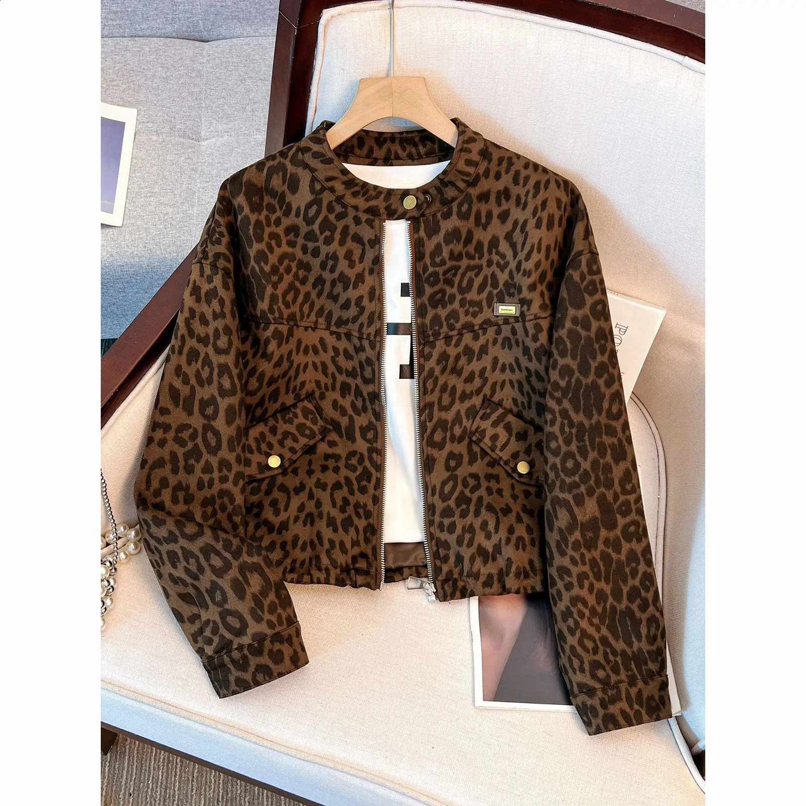 Leopard Print Highend Standup Collar Short Jacket Women Oxford Windproof Fabric Spring Autumn Stylish Versatile Top 260916
