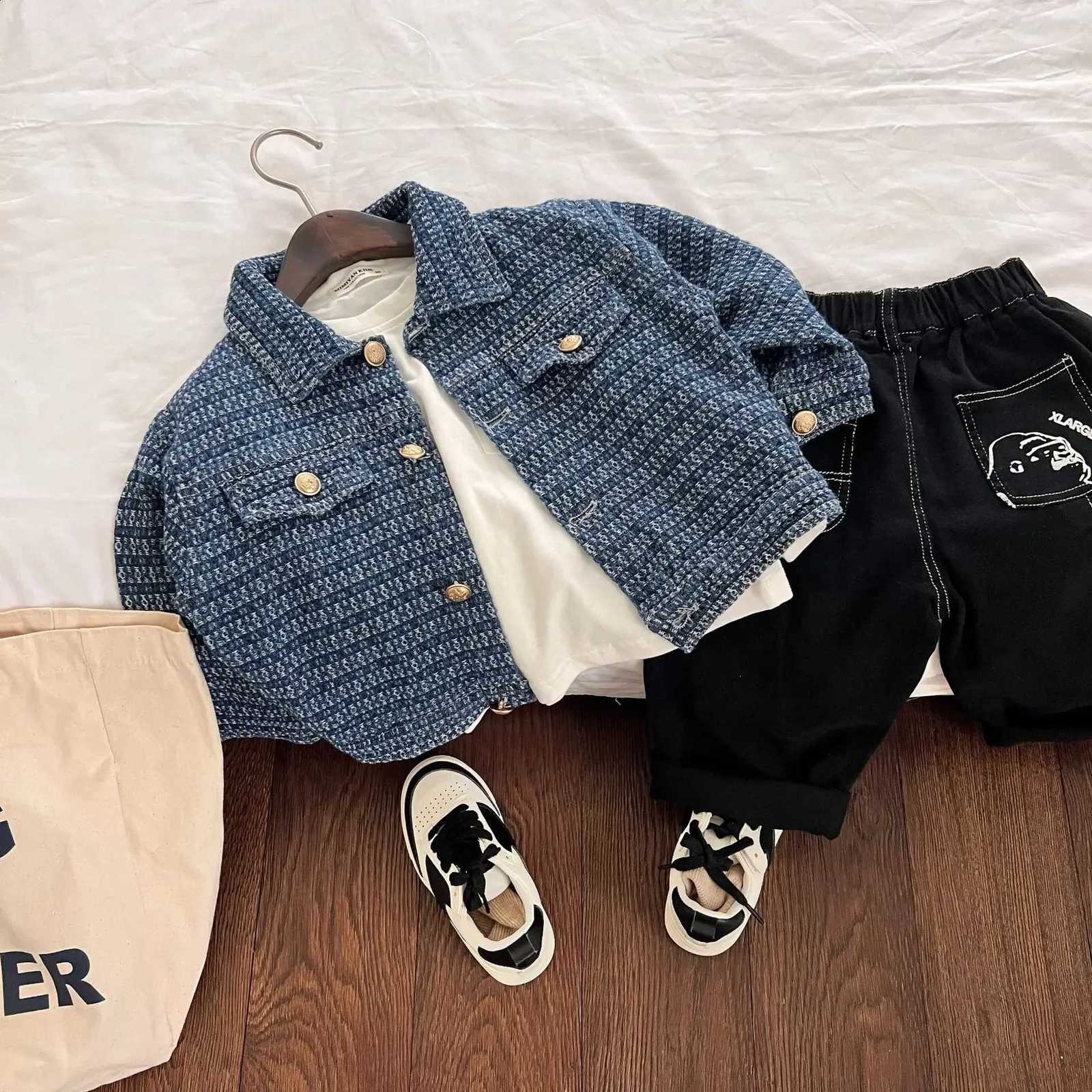 2022 Kids' Overcoat Autumn New Boys and Girls Jacquard Denim Jacket Baby Korean Style Short Top Net Red FashionT260916