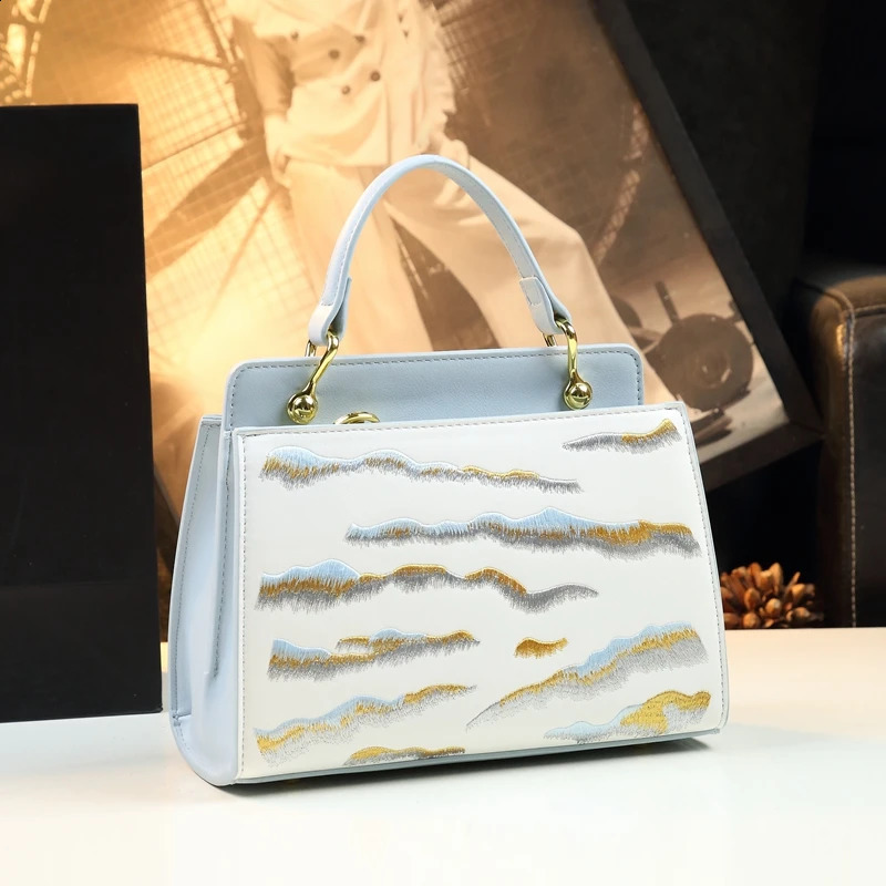 Niche n High Quality Leather National Style Handbag Women's Embroidered Shoulder Crossbody Bag 260916